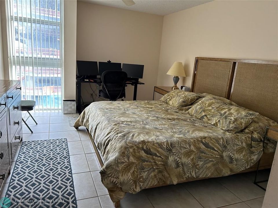 For Rent: $4,500 (2 beds, 2 baths, 1499 Square Feet)