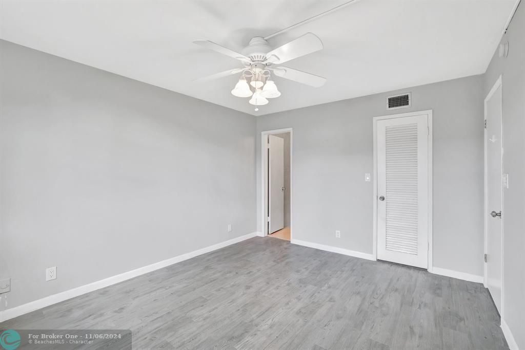 For Rent: $2,075 (2 beds, 2 baths, 984 Square Feet)