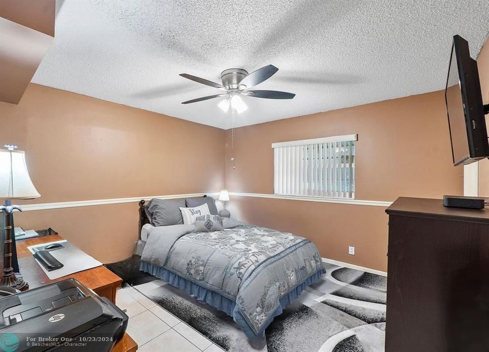 For Sale: $399,900 (2 beds, 2 baths, 1626 Square Feet)