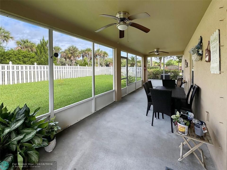 For Sale: $379,000 (3 beds, 2 baths, 1652 Square Feet)