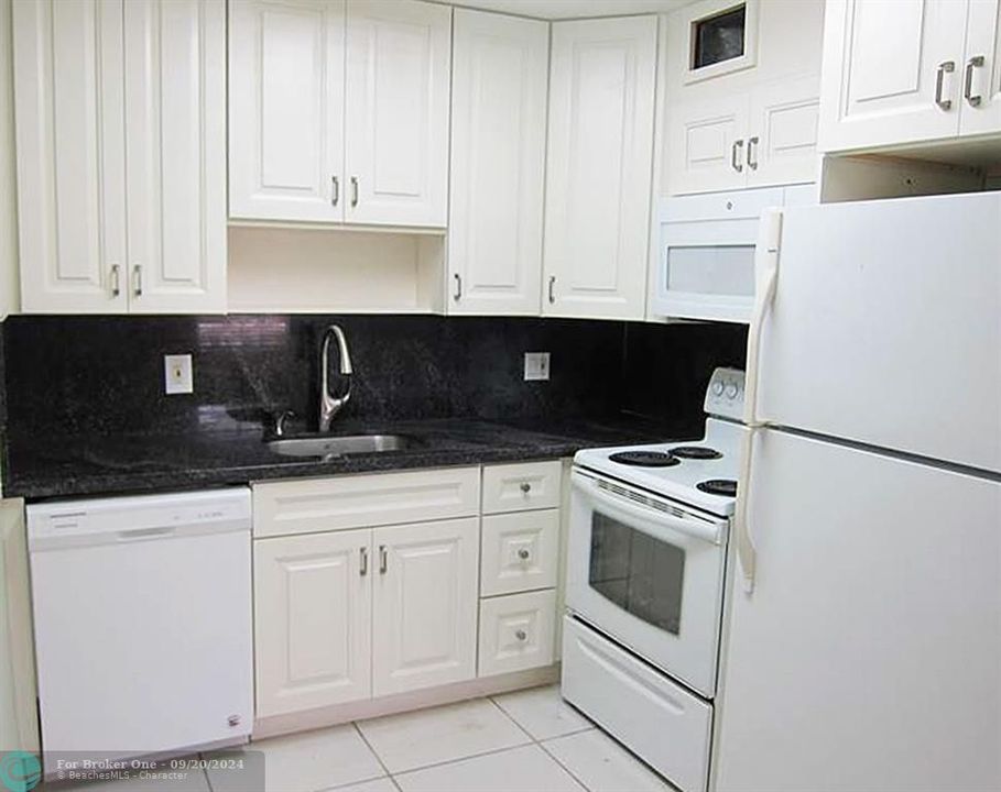 For Rent: $1,950 (2 beds, 2 baths, 0 Square Feet)