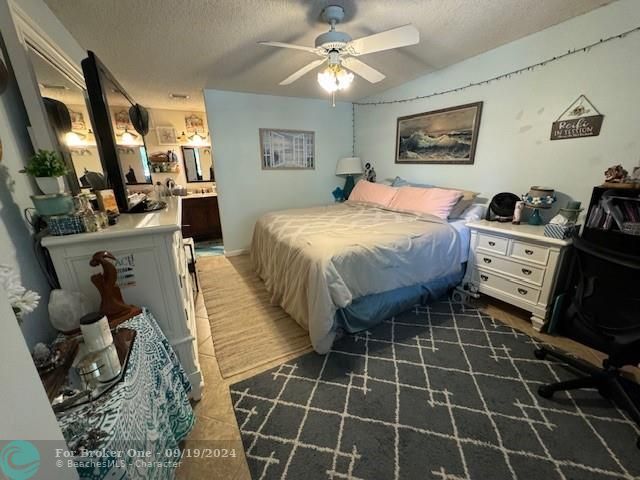 For Rent: $2,600 (3 beds, 2 baths, 1120 Square Feet)