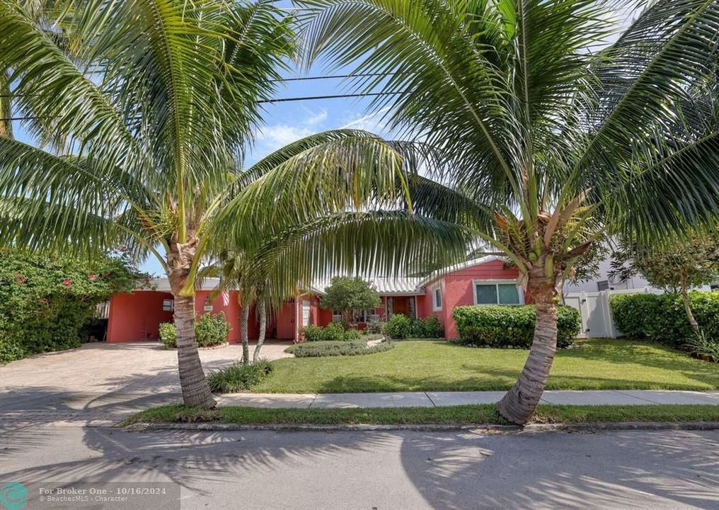 For Sale: $1,550,000 (2 beds, 2 baths, 2099 Square Feet)