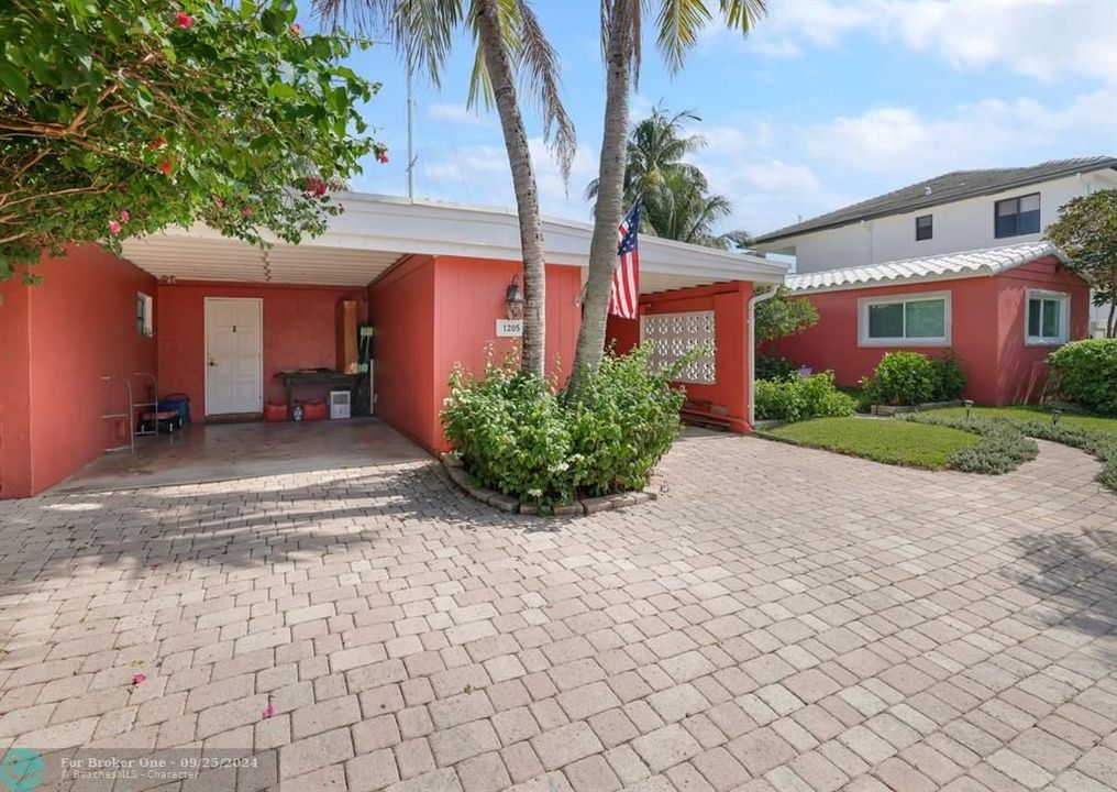 For Sale: $1,550,000 (2 beds, 2 baths, 2099 Square Feet)