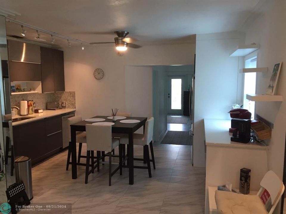 For Rent: $3,500 (3 beds, 2 baths, 1159 Square Feet)