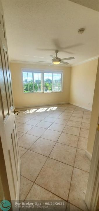 For Rent: $2,800 (2 beds, 2 baths, 960 Square Feet)