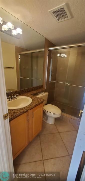 For Rent: $2,800 (2 beds, 2 baths, 960 Square Feet)