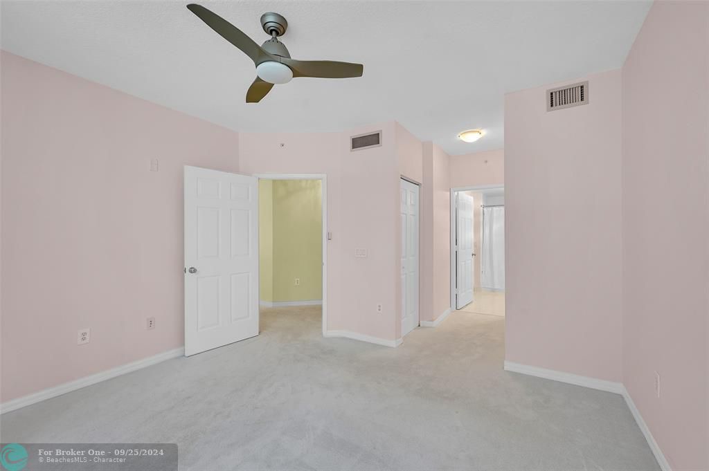 For Rent: $3,100 (2 beds, 2 baths, 1388 Square Feet)