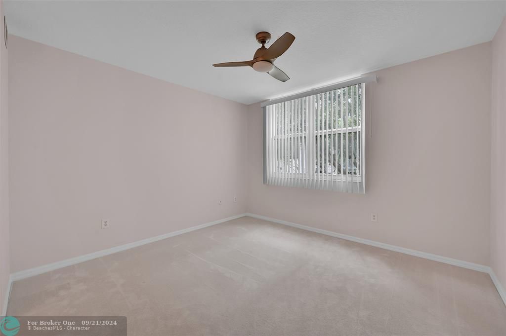 For Rent: $3,100 (2 beds, 2 baths, 1388 Square Feet)