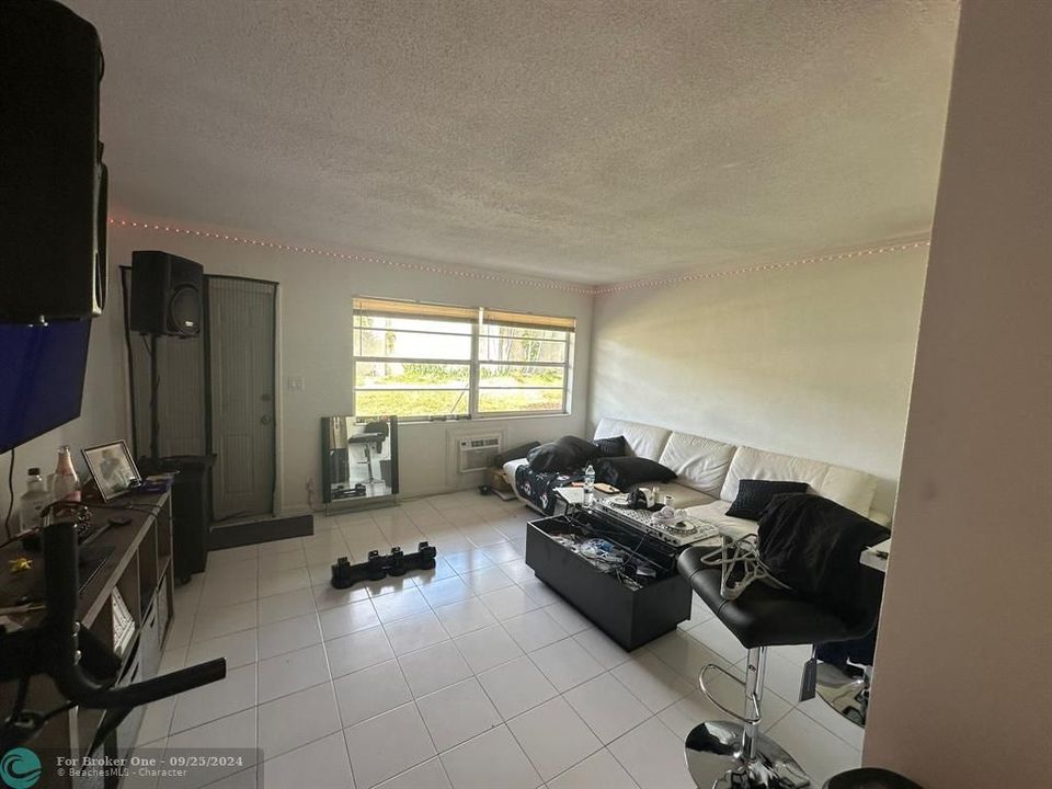 En Venta: $170,000 (1 camas, 1 baños, 640 Pies cuadrados)