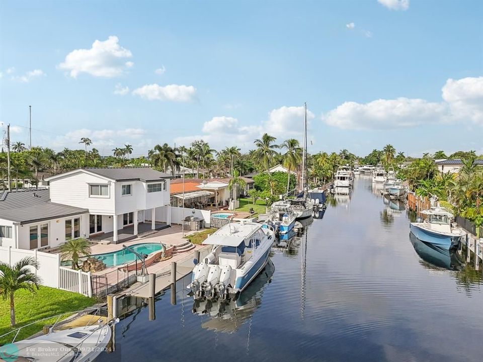 For Sale: $1,650,000 (3 beds, 3 baths, 2044 Square Feet)