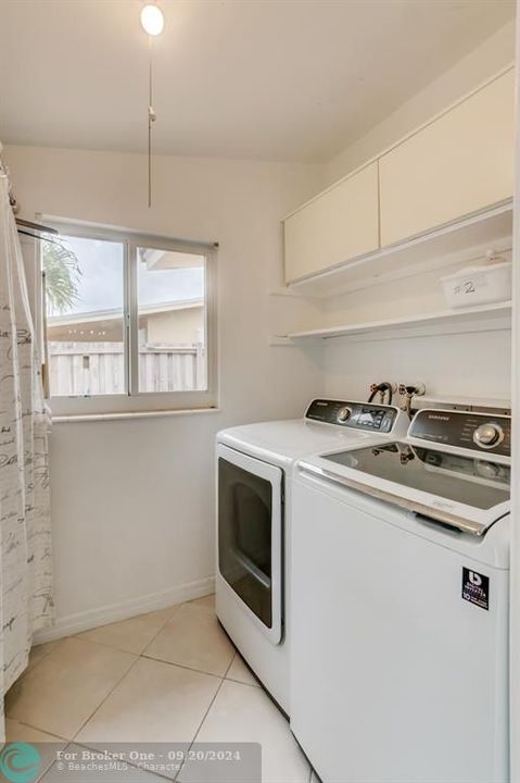 For Sale: $3,500 (2 beds, 2 baths, 1250 Square Feet)