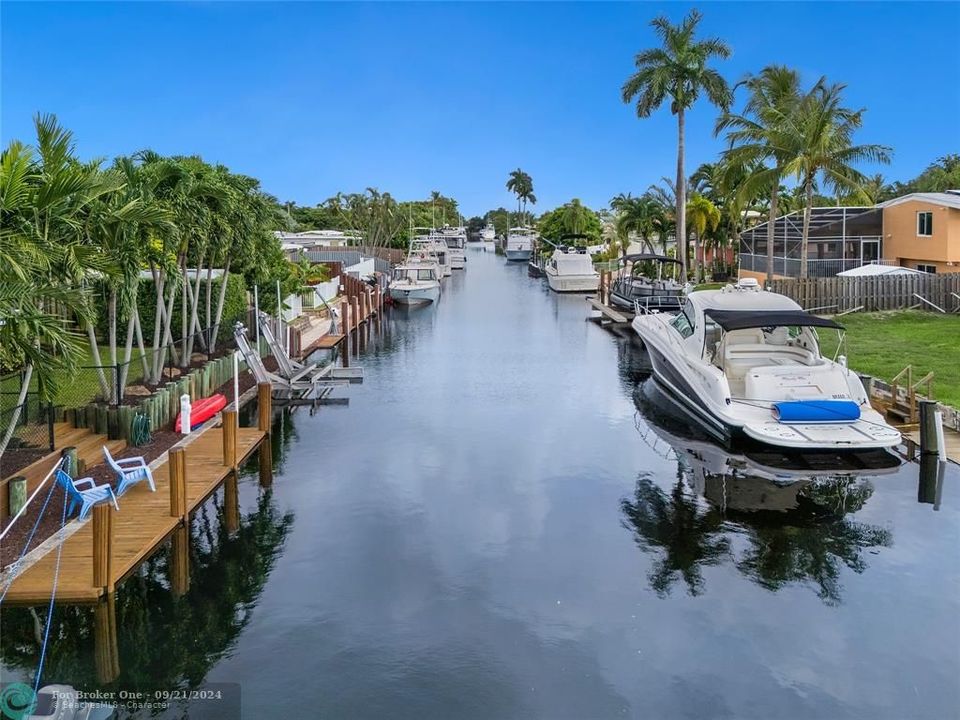 For Sale: $1,195,000 (3 beds, 2 baths, 1823 Square Feet)