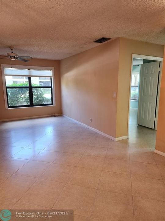 For Rent: $2,550 (3 beds, 2 baths, 1093 Square Feet)