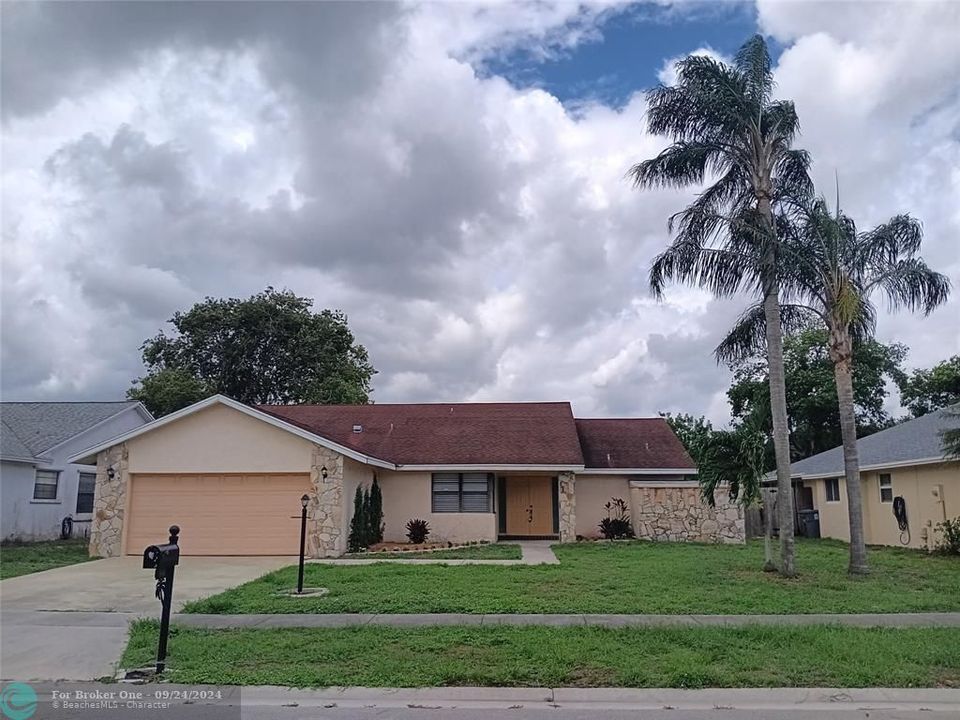 For Rent: $3,700 (3 beds, 2 baths, 1879 Square Feet)