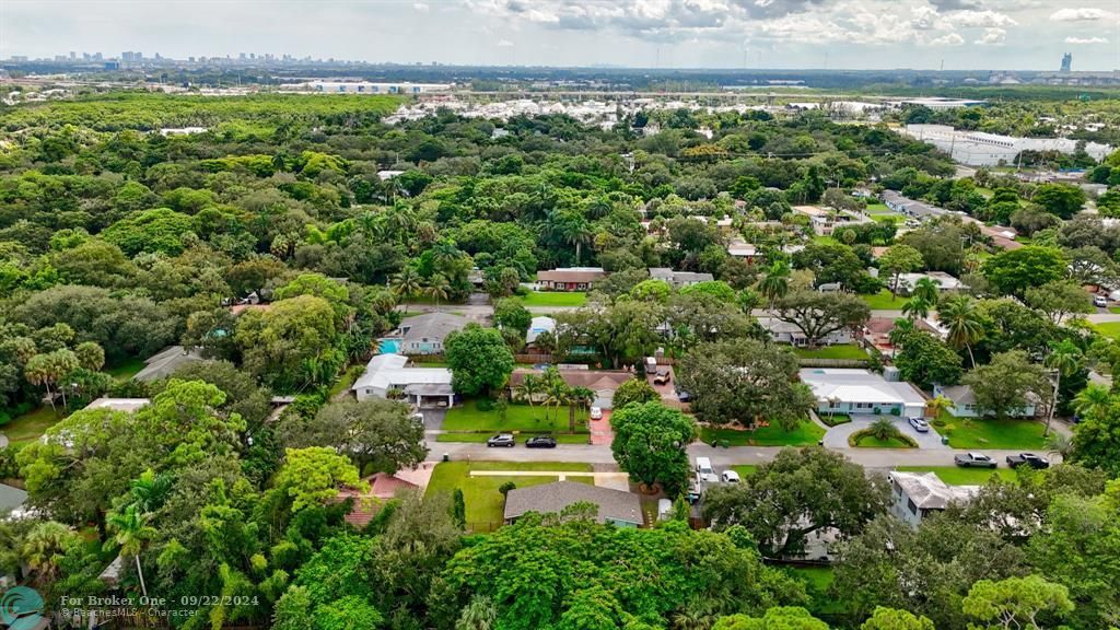 For Sale: $595,000 (4 beds, 2 baths, 1638 Square Feet)