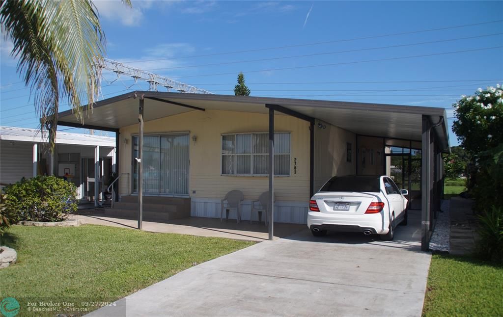 For Sale: $229,000 (2 beds, 2 baths, 1164 Square Feet)