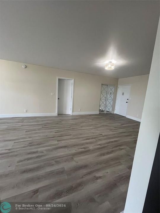 For Rent: $4,500 (2 beds, 2 baths, 1497 Square Feet)