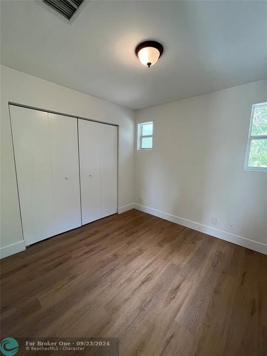 For Rent: $1,850 (2 beds, 1 baths, 1150 Square Feet)