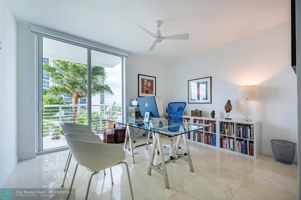 For Sale: $874,900 (2 beds, 2 baths, 1274 Square Feet)