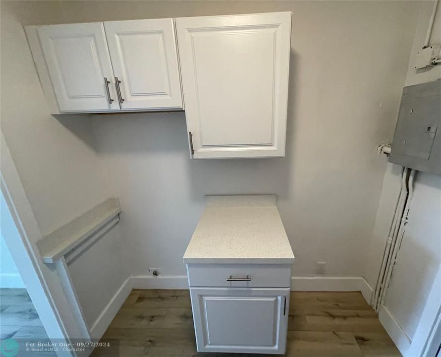 For Sale: $319,990 (2 beds, 1 baths, 625 Square Feet)