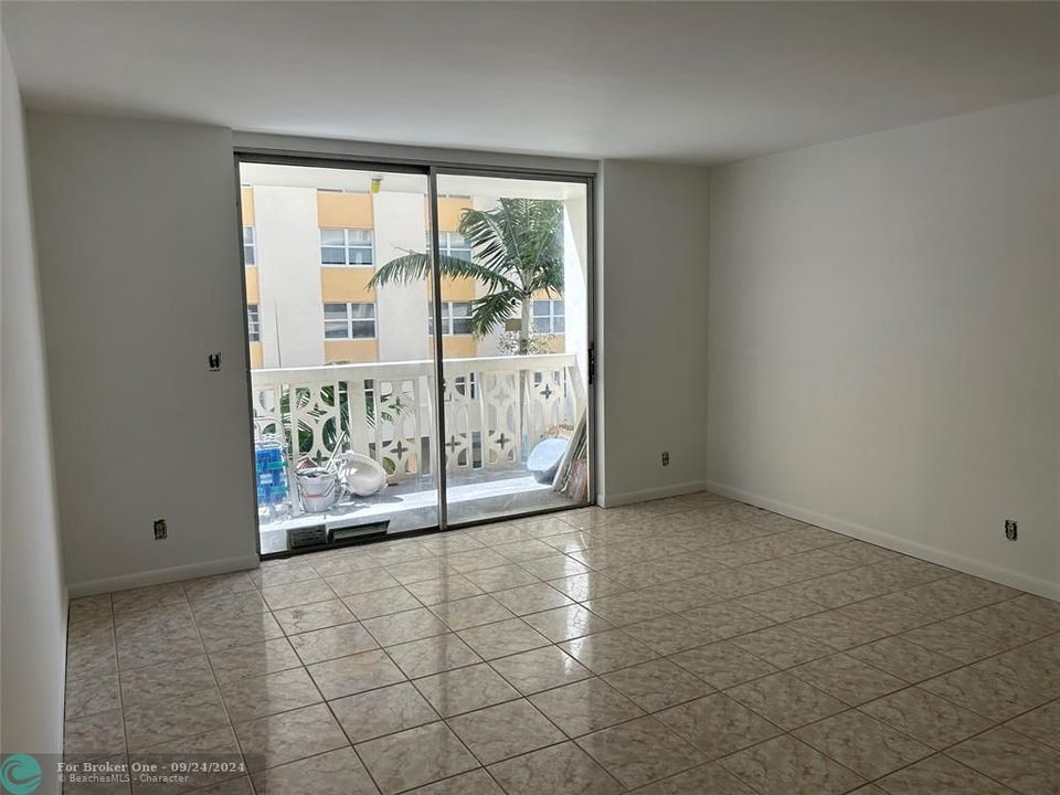 En Venta: $195,000 (1 camas, 1 baños, 719 Pies cuadrados)