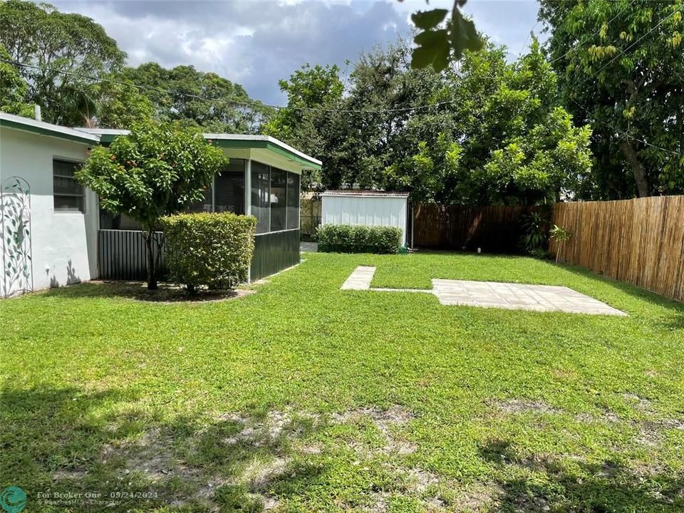 For Sale: $485,000 (3 beds, 2 baths, 1980 Square Feet)