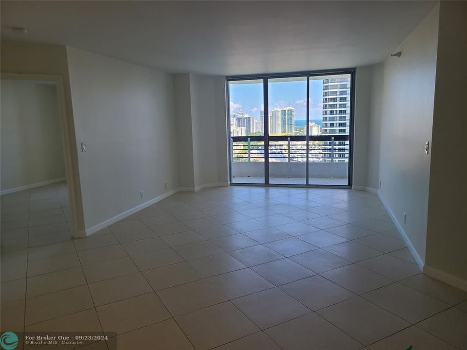 For Rent: $3,500 (2 beds, 2 baths, 1181 Square Feet)