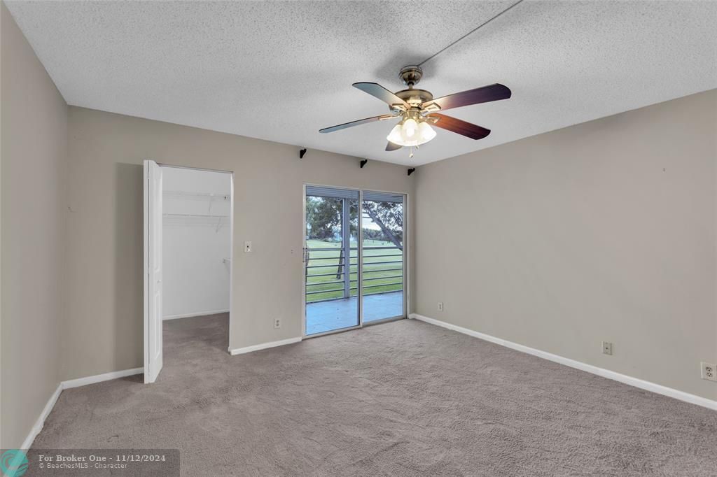 For Sale: $169,000 (2 beds, 2 baths, 1162 Square Feet)