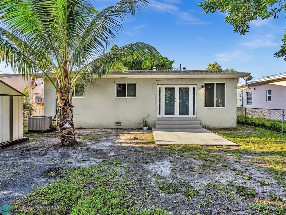 For Sale: $575,000 (3 beds, 2 baths, 1506 Square Feet)