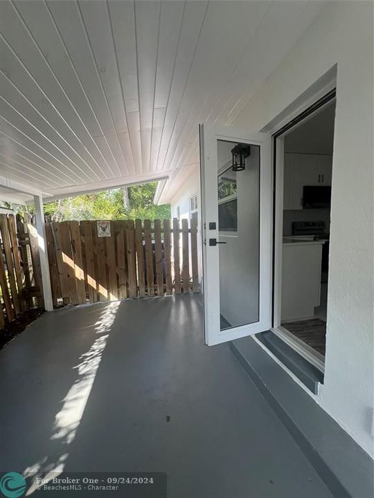 For Rent: $3,900 (3 beds, 2 baths, 1122 Square Feet)