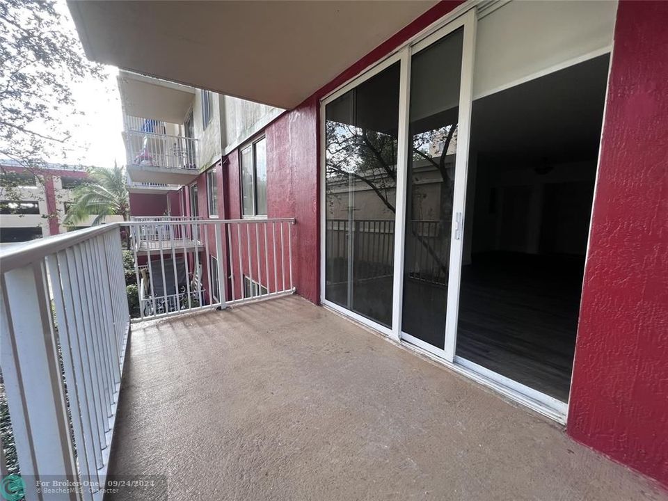 For Rent: $2,698 (2 beds, 2 baths, 1008 Square Feet)