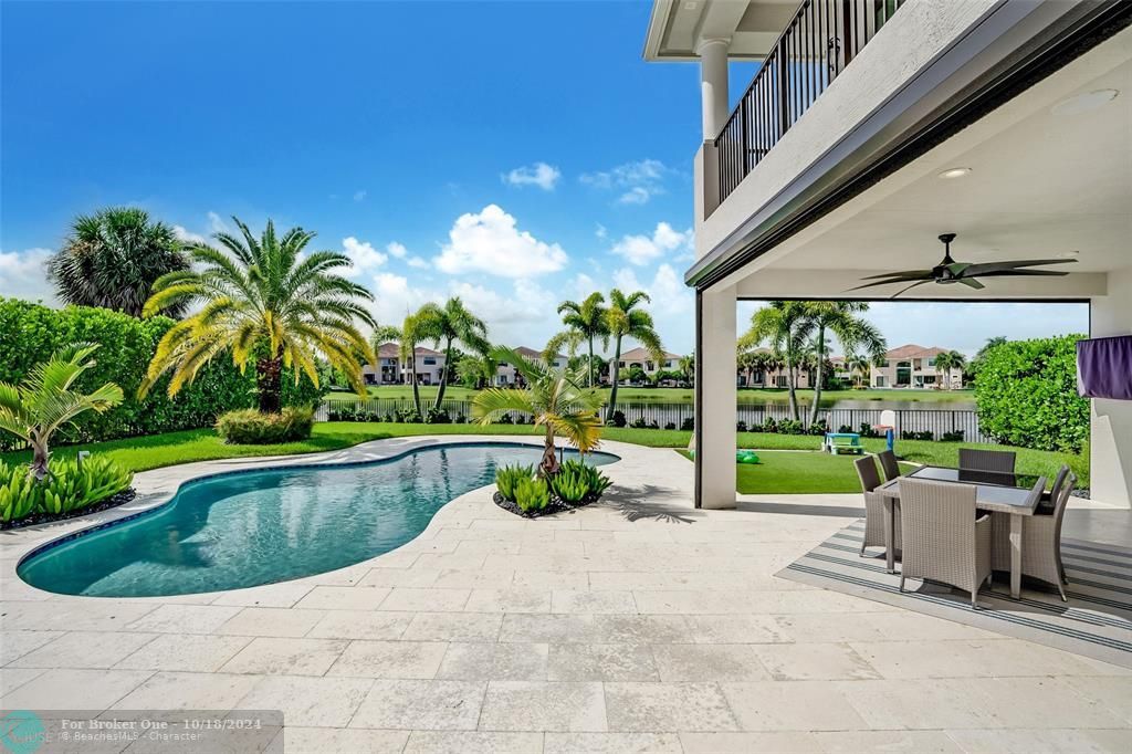 For Sale: $3,500,000 (6 beds, 4 baths, 5000 Square Feet)