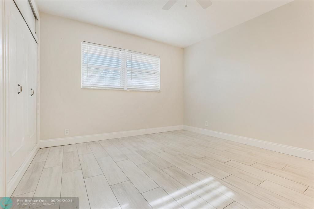 For Sale: $399,000 (2 beds, 2 baths, 1200 Square Feet)