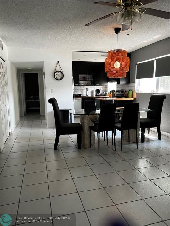 For Rent: $2,100 (3 beds, 2 baths, 1200 Square Feet)