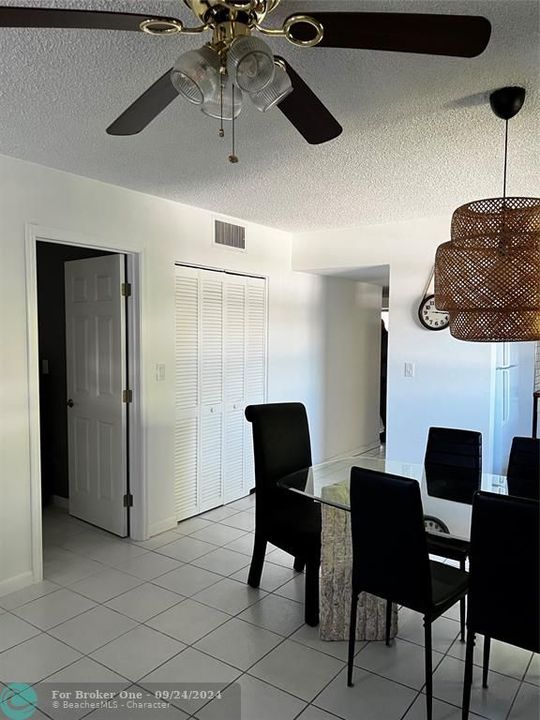 For Rent: $2,100 (3 beds, 2 baths, 1200 Square Feet)