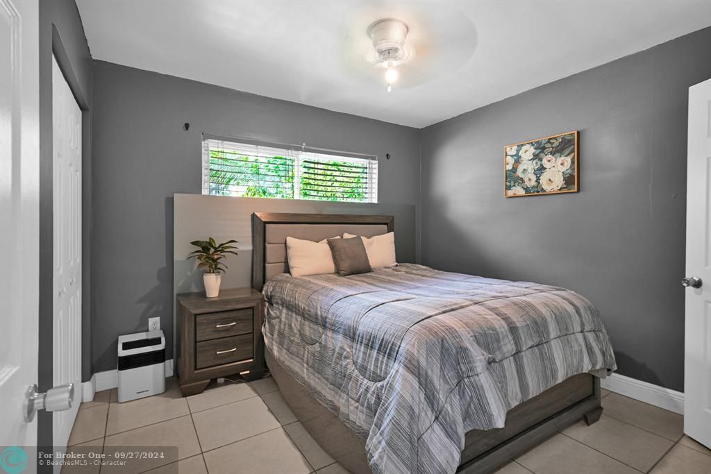 For Sale: $599,700 (4 beds, 2 baths, 1794 Square Feet)