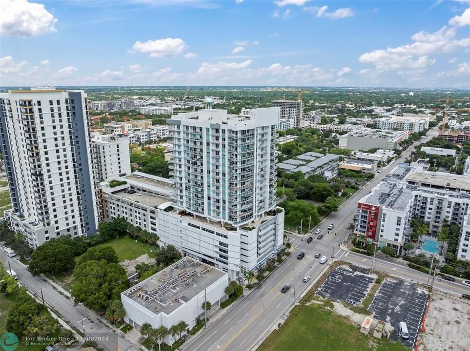 For Sale: $515,000 (2 beds, 2 baths, 1155 Square Feet)