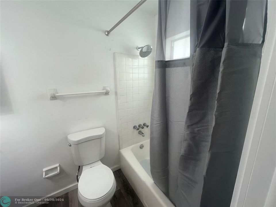 For Sale: $1,795 (1 beds, 1 baths, 6599 Square Feet)