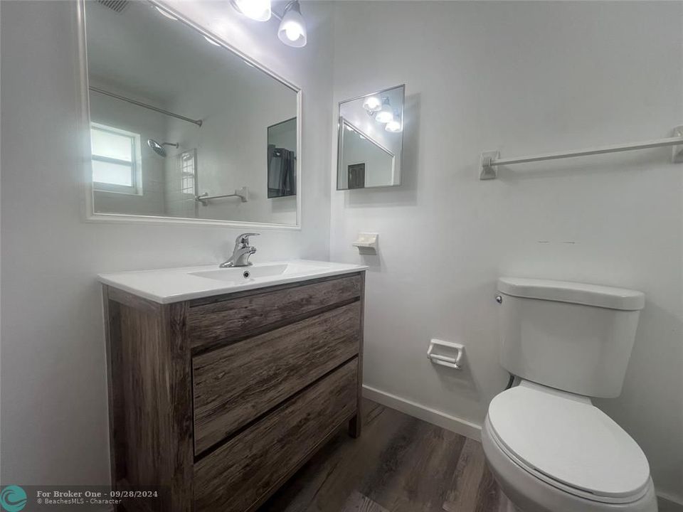 For Sale: $1,795 (1 beds, 1 baths, 6599 Square Feet)