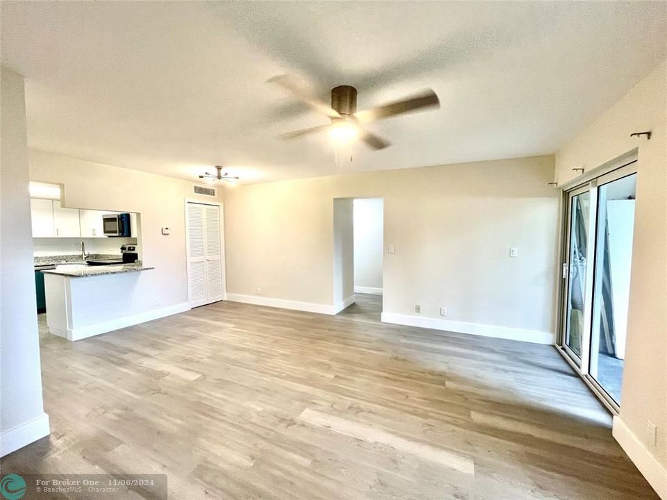 For Sale: $2,495 (2 beds, 2 baths, 7583 Square Feet)