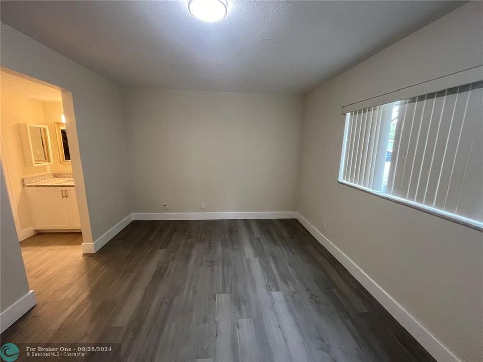 For Sale: $2,495 (2 beds, 2 baths, 7583 Square Feet)