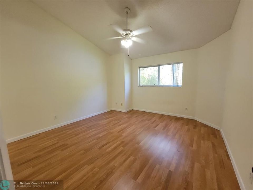 For Rent: $2,000 (2 beds, 2 baths, 1096 Square Feet)