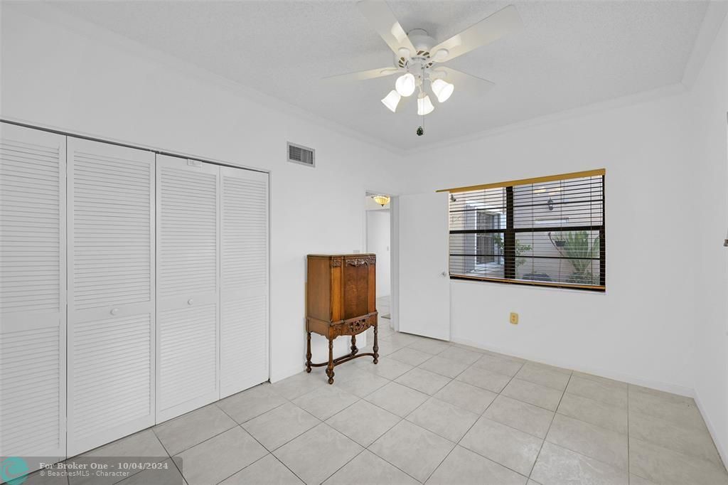 For Rent: $2,800 (2 beds, 2 baths, 1263 Square Feet)