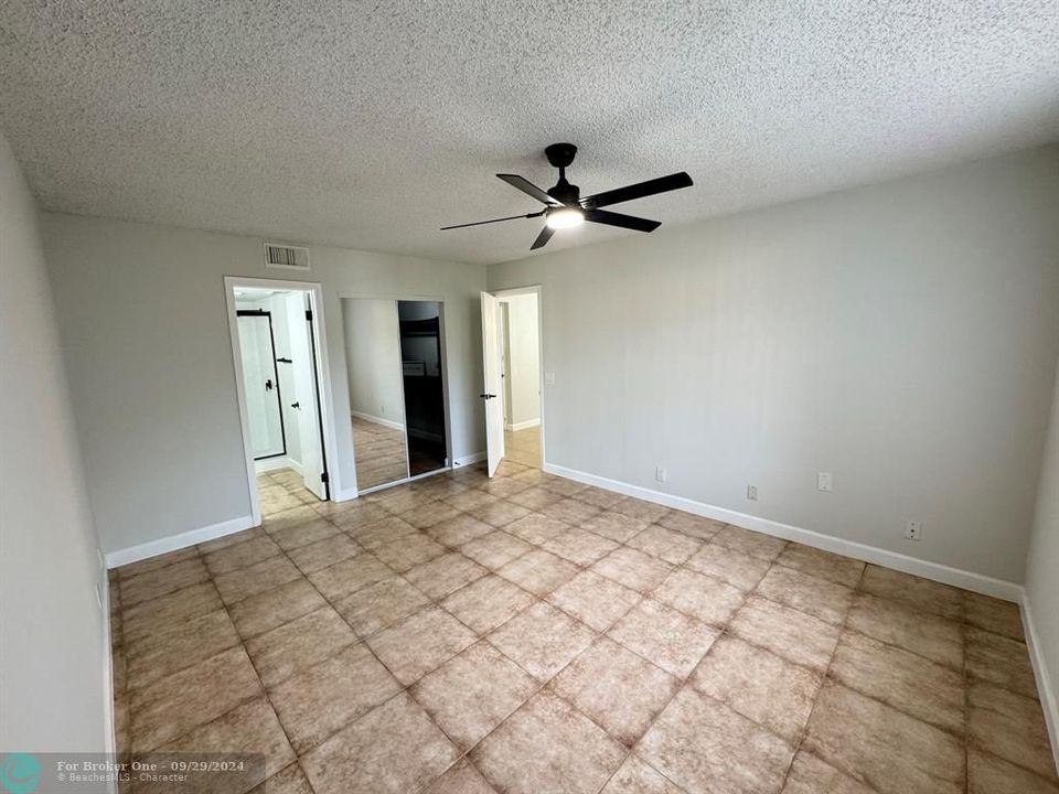 For Rent: $2,800 (3 beds, 2 baths, 1166 Square Feet)