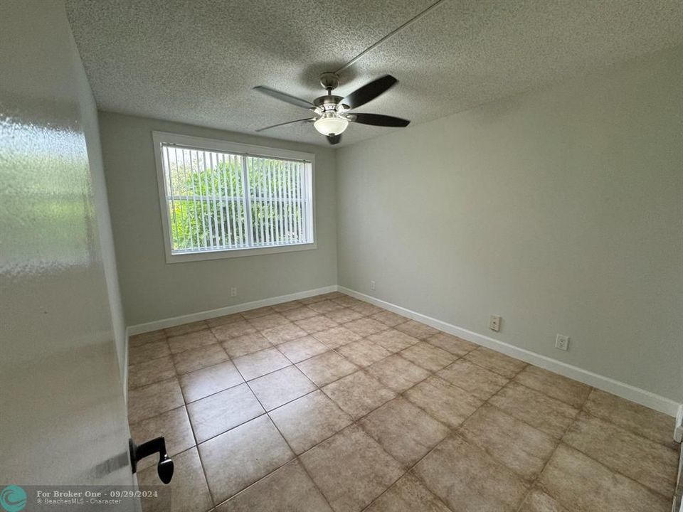 For Rent: $2,800 (3 beds, 2 baths, 1166 Square Feet)