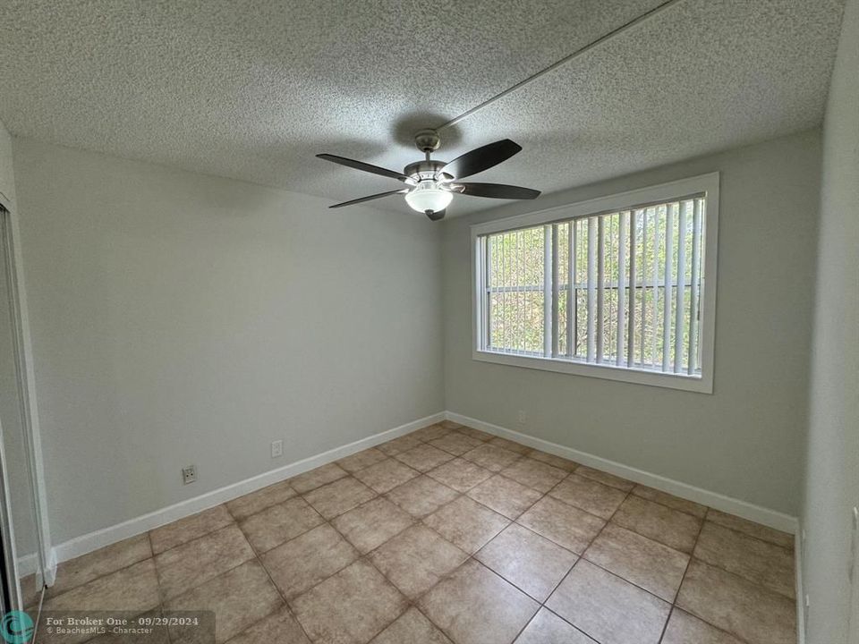 For Rent: $2,800 (3 beds, 2 baths, 1166 Square Feet)