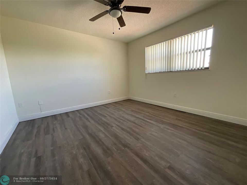 For Rent: $2,332 (2 beds, 2 baths, 980 Square Feet)