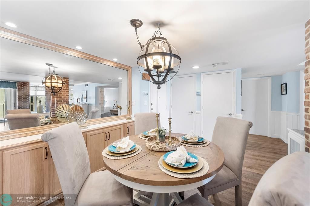 For Sale: $624,900 (2 beds, 2 baths, 1520 Square Feet)