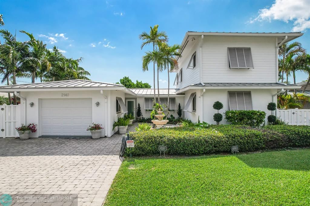 For Sale: $1,999,000 (2 beds, 2 baths, 1894 Square Feet)